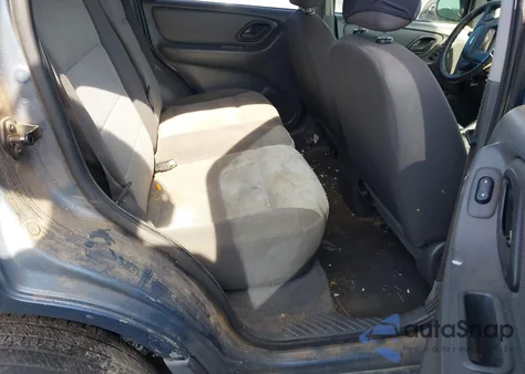 2006 Ford Escape Xls/Xls Manual from USA, damaged, VIN 1FMYU02Z06KA23936